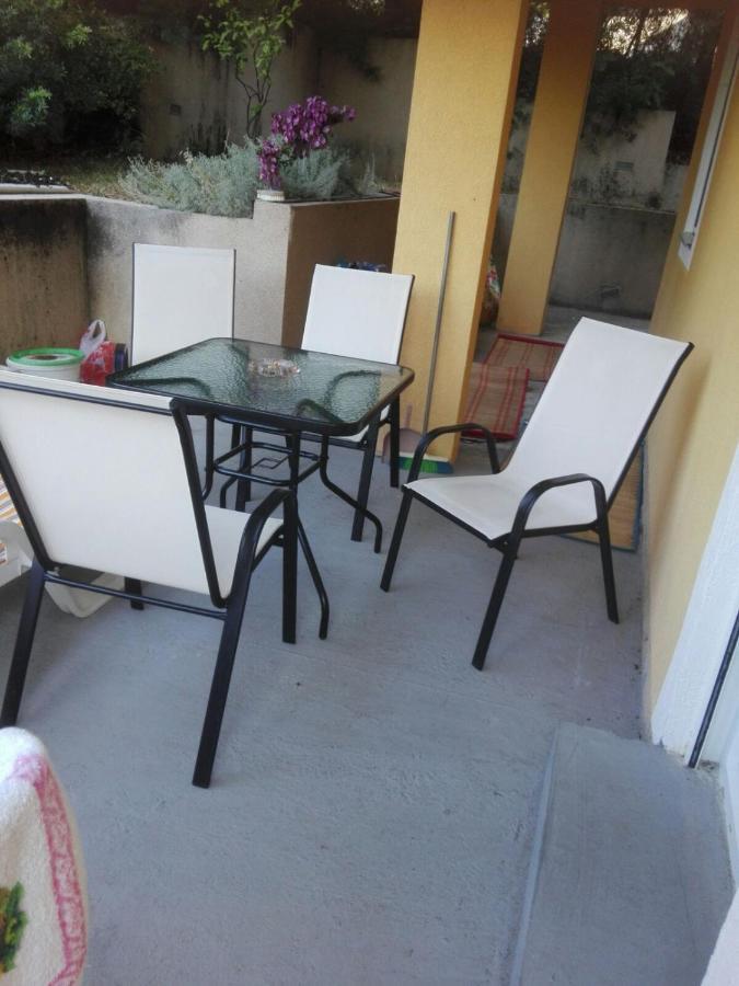Apartamento Ruza Vetrova Bar Exterior foto